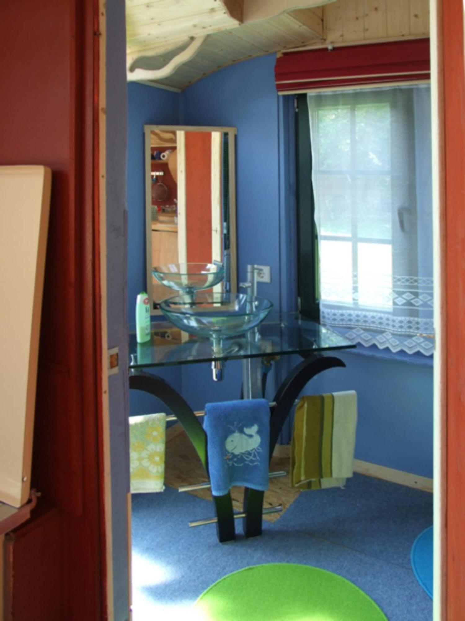 Zirkuswagen - Roulotte Otel Kirch Mulsow Dış mekan fotoğraf